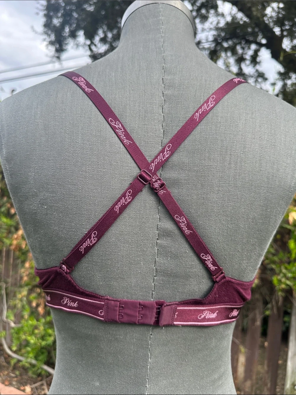 PINK Victoria's Secret Plum/Magenta T-Shirt Bra with Branded Straps
